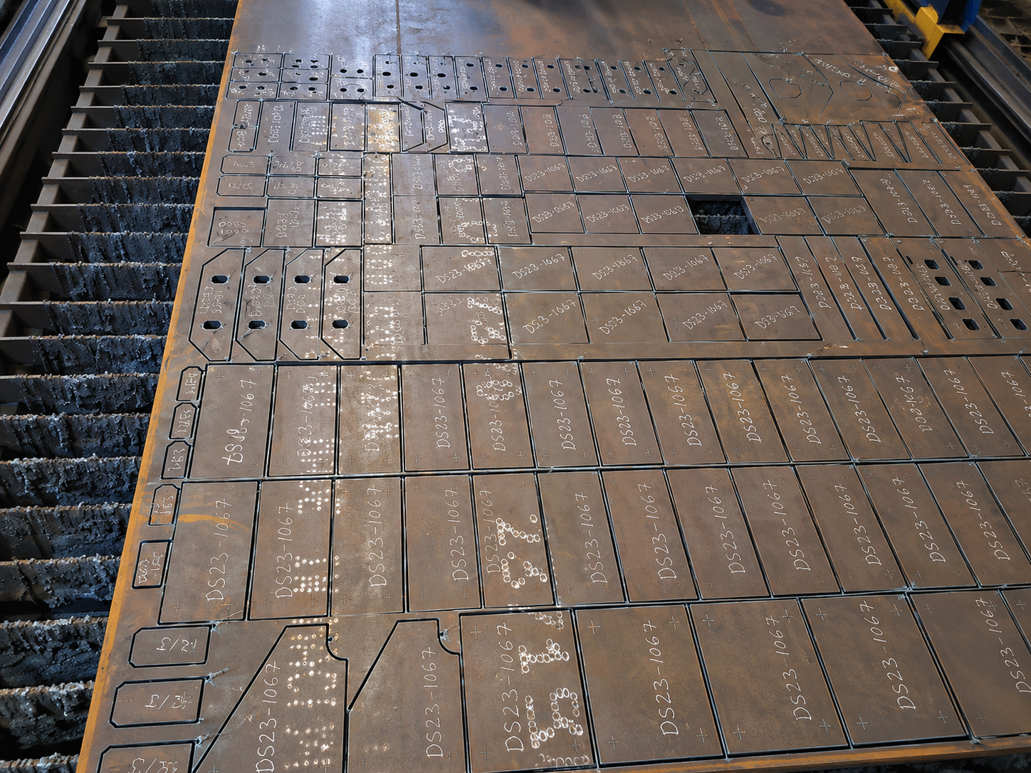 Steel parts cut to size for energy industry projects 2